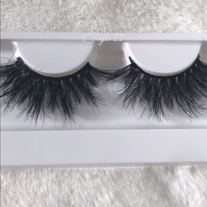 25mm Lashes